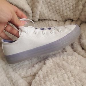 New converse for little kids